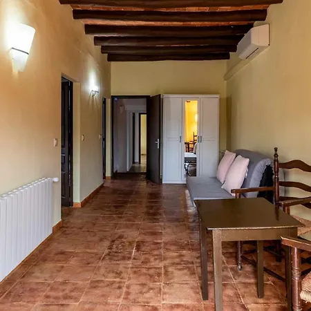 Ca Laiguader Casa Rural En Entorno Natural En El Girones Girona